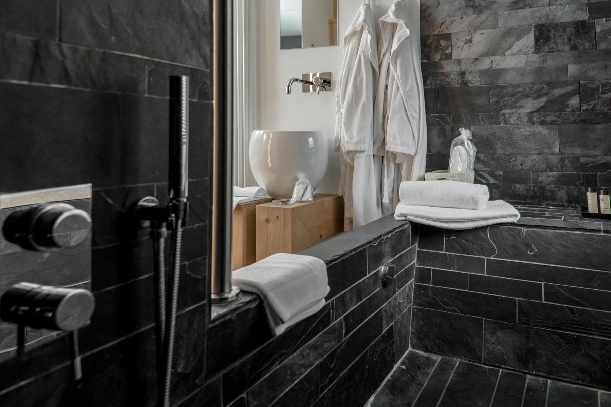 Camera Matrimoniale Deluxe con Sauna Privata